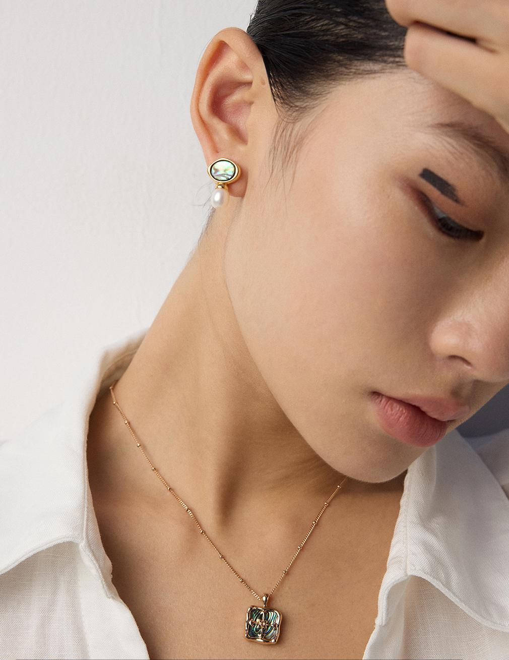 Crowned Ice S925 Silver Shell Pendant Necklace - Vintage Iridescent Abalone Earrings Set in Gold Plated or White Gold
