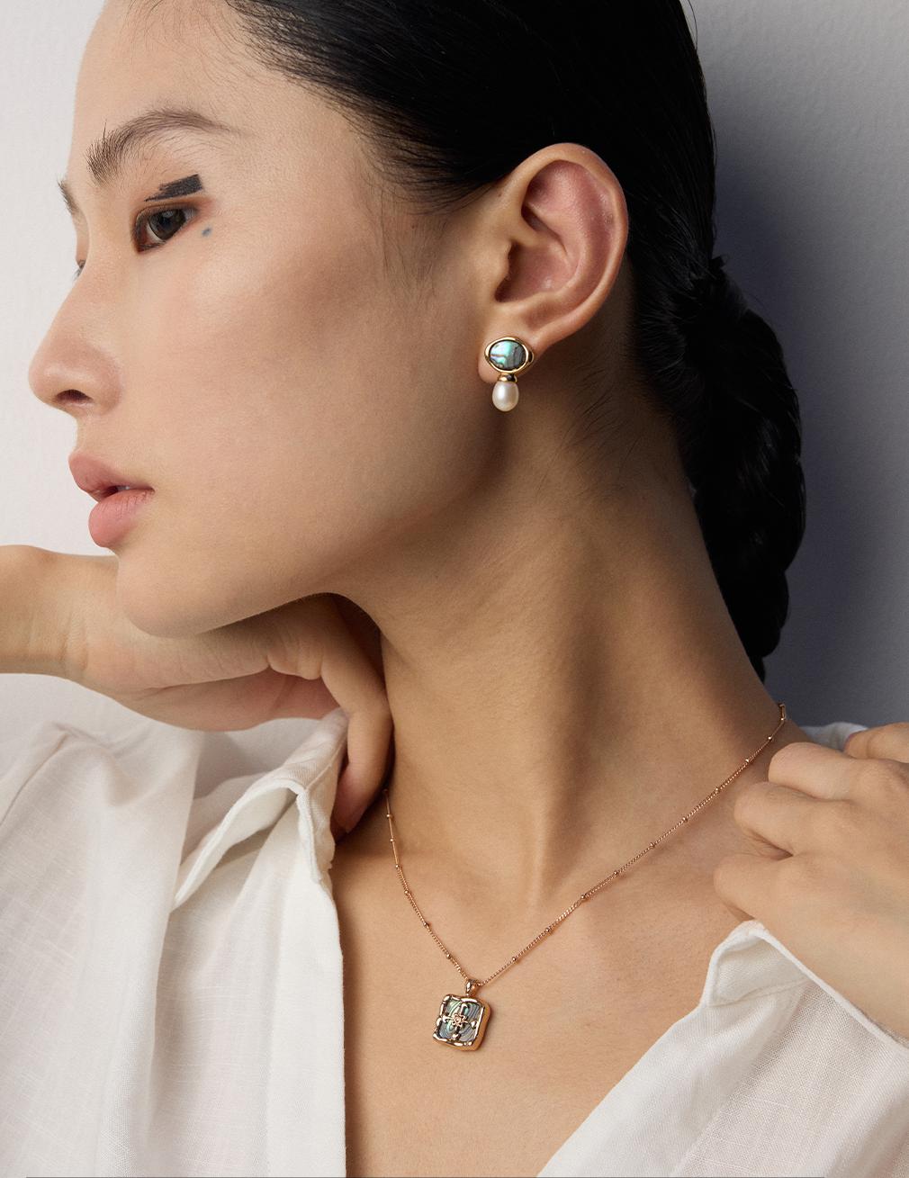 Crowned Ice S925 Silver Shell Pendant Necklace - Vintage Iridescent Abalone Earrings Set in Gold Plated or White Gold