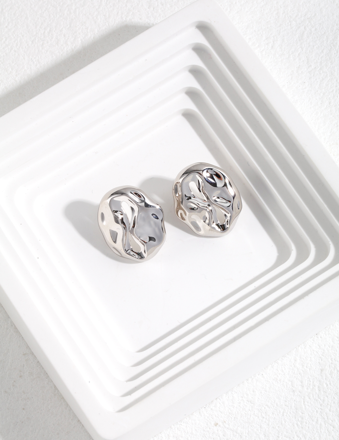 Crowned Ice Two-Tone Gold Earrings S925 Sterling Silver, White & Vintage Gold Plated Retro Design, Elegant Drop Earrings