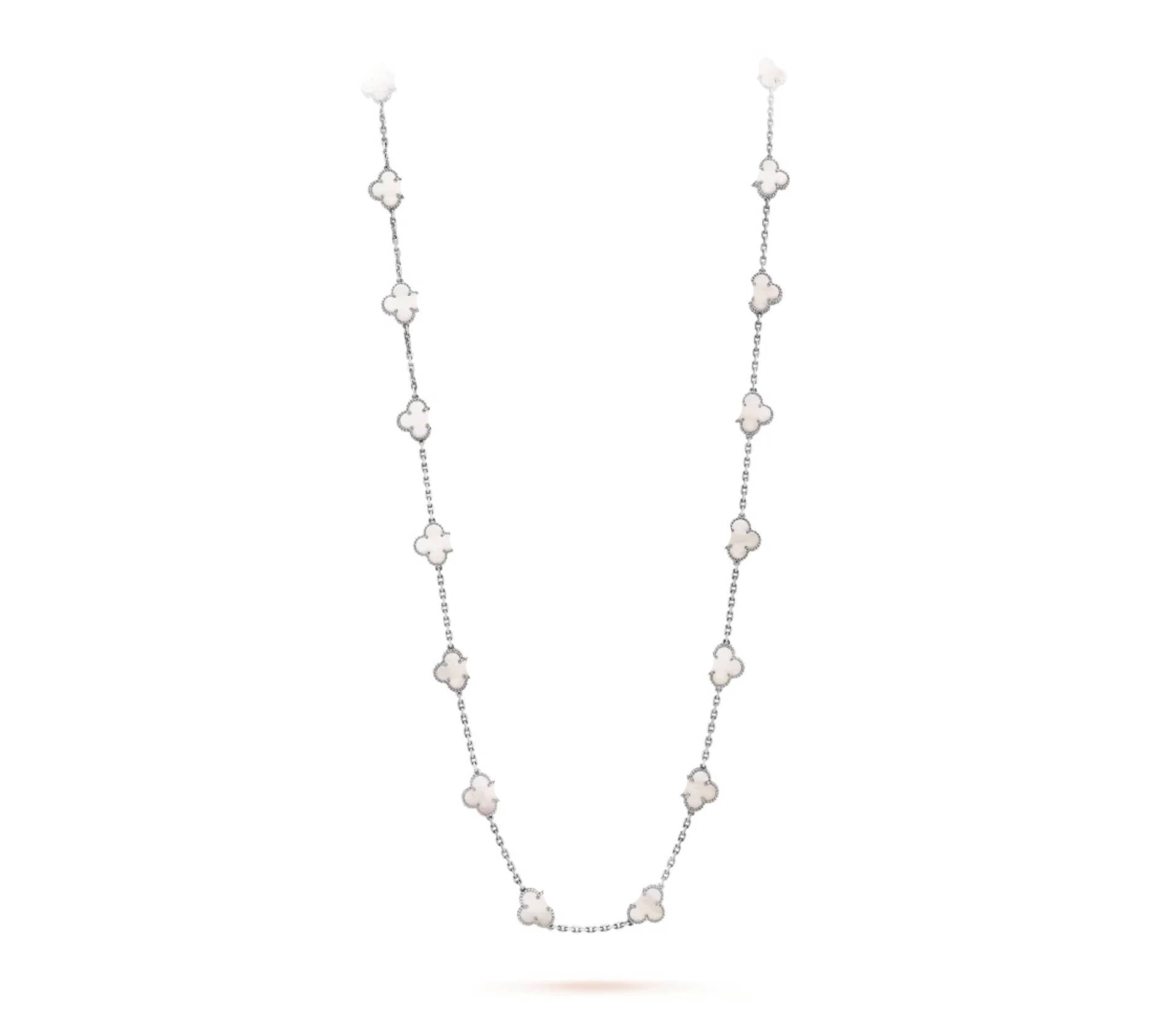 925 silver clover leaf necklace detail view 4