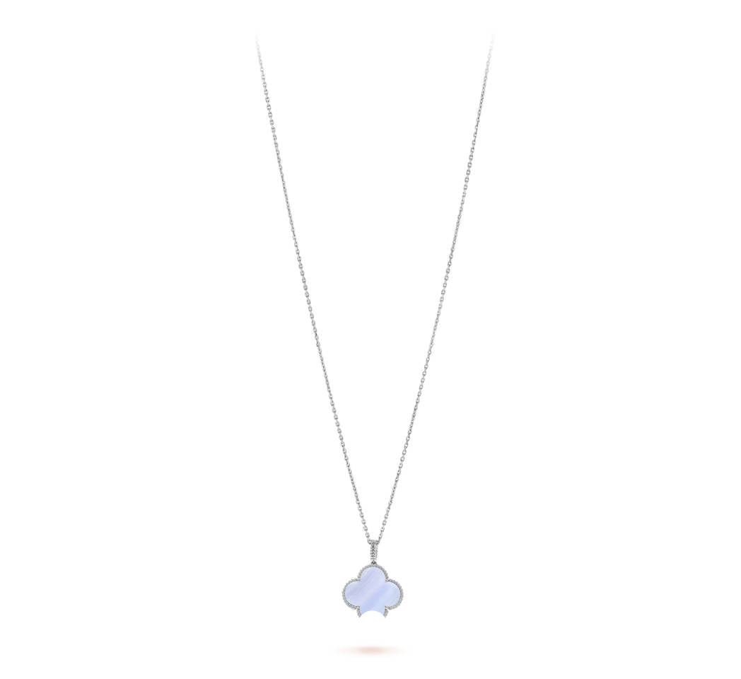 Chalcedony clover leaf necklace with 18K gold plating