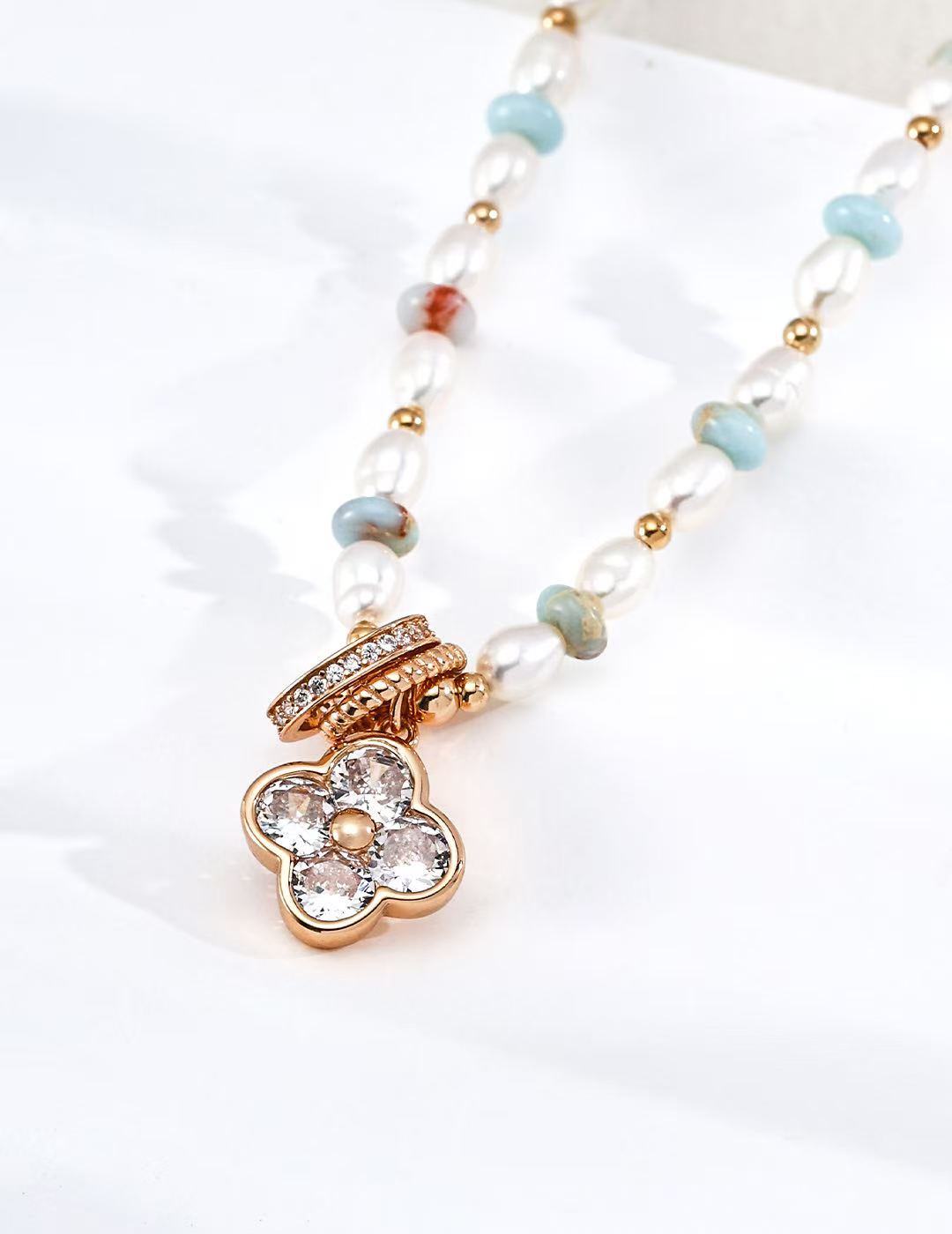 Stone necklace clover leaf necklace