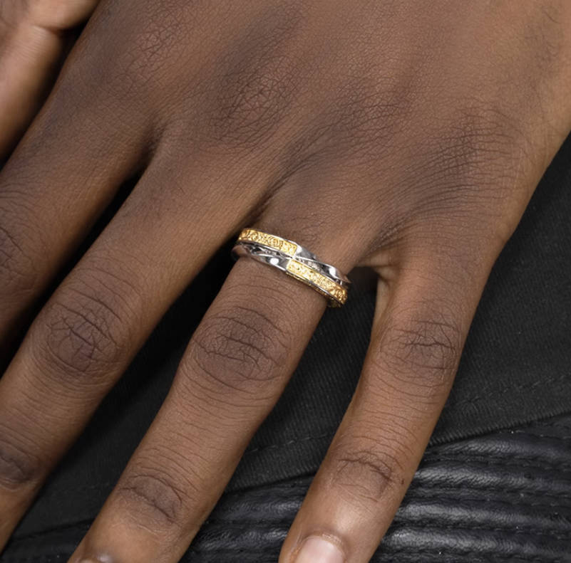 Crowned Ice Mixed Silver Grass Pattern Ring – Adjustable Artistic Statement Piece