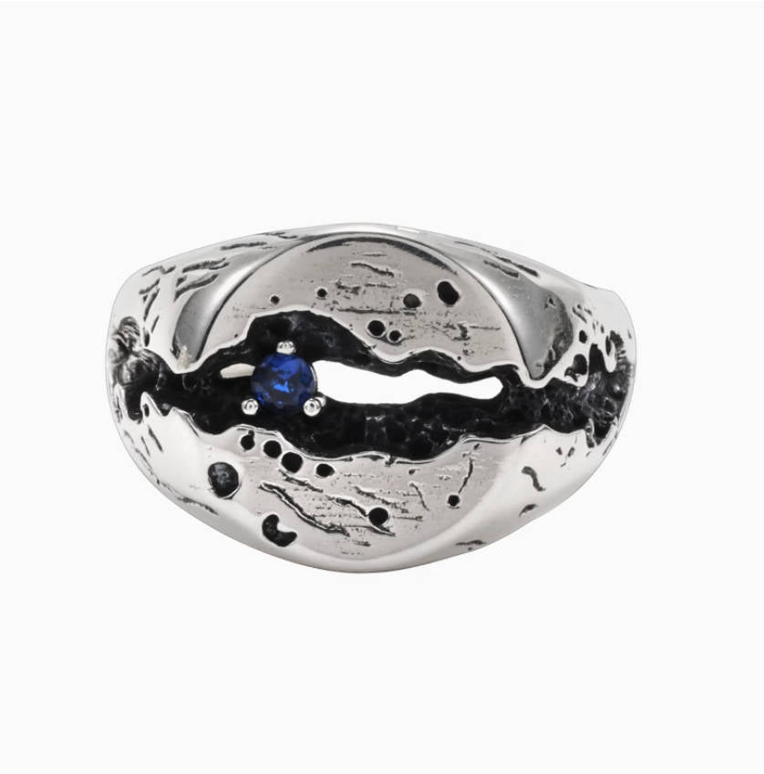 Crowned Ice 925S Silver Broken Pattern Ring – Irregular Design with Blue Zircon Charm