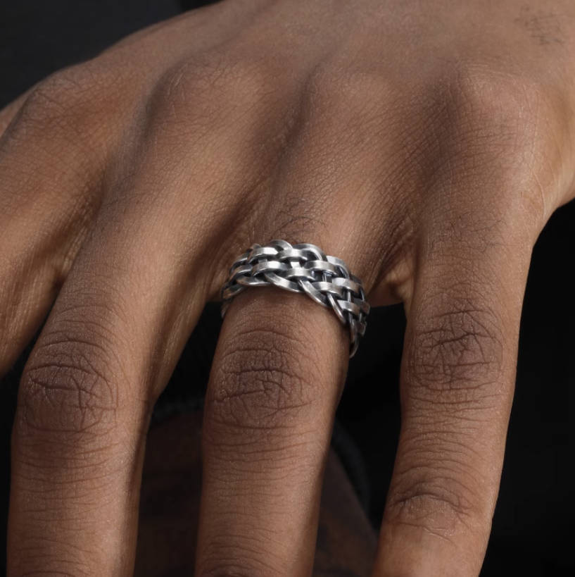 Crowned Ice S925 Silver Braided Ring – Elegant European Romance in Vintage Style