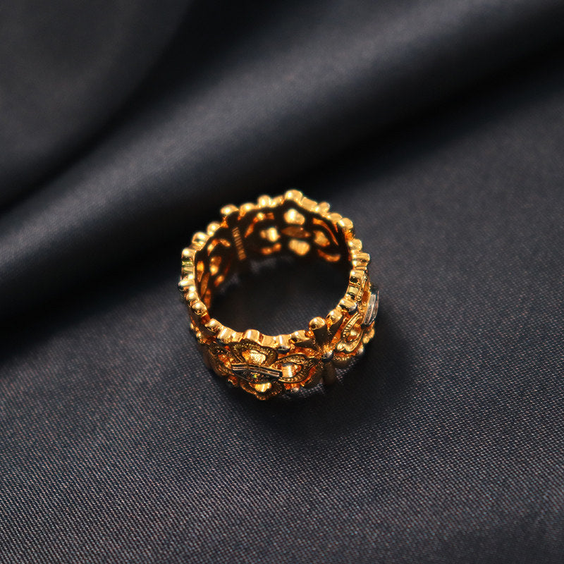 clover leaf ring detail view 2