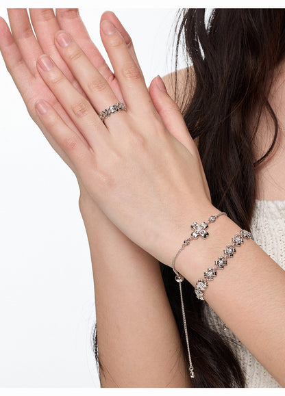 Button Series Minimalist Small Flower Layered Adjustable Pull-String Bracelet, Elegant Design