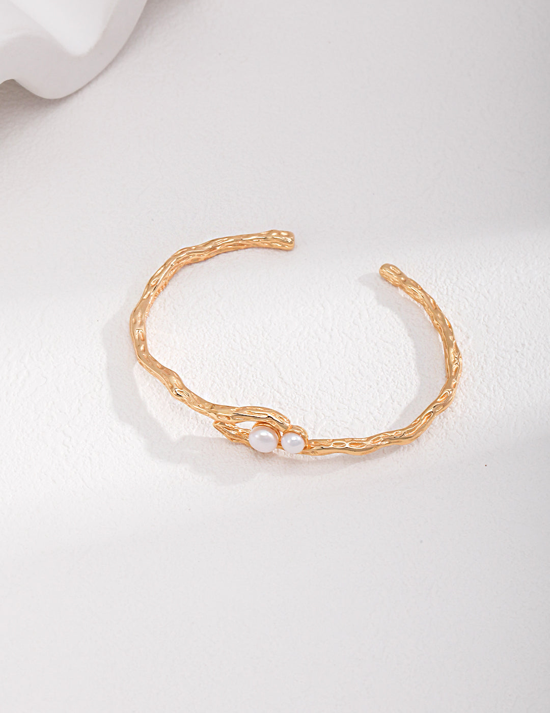 S925 Vintage Gold Sterling Silver Natural Pearl Bangle