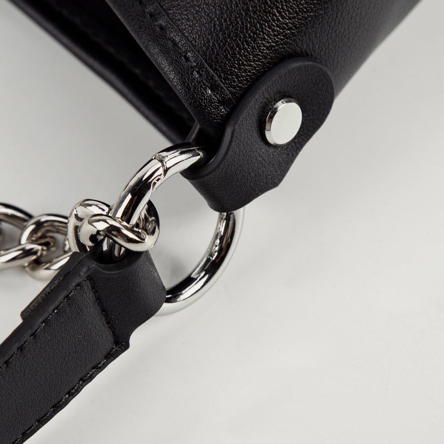 Women's Genuine Leather Handbag with Croc Print, Top Handle, and Versatile Cross-body Shoulder Strap for Everyday Sophistication
