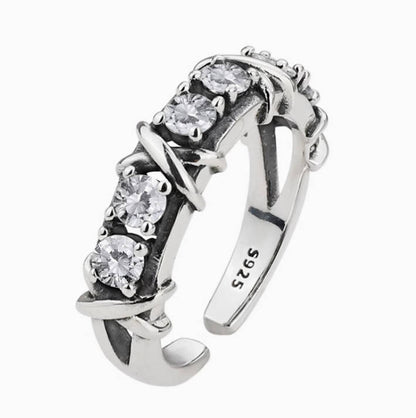 Crowned Ice Ring S925 Vintage Carved Zircon Ring – Cool & Minimalist Style for Men