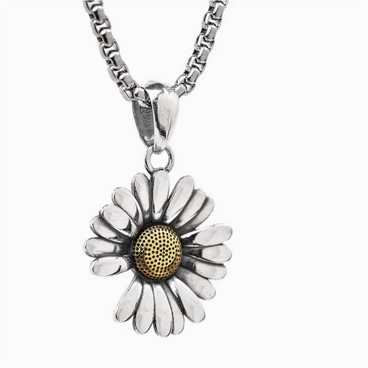 Crowned Ice S925 Silver Daisy Pendant Necklace – Soft Street Style with Floral Energy