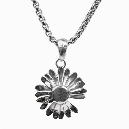 Crowned Ice S925 Silver Daisy Pendant Necklace – Soft Street Style with Floral Energy